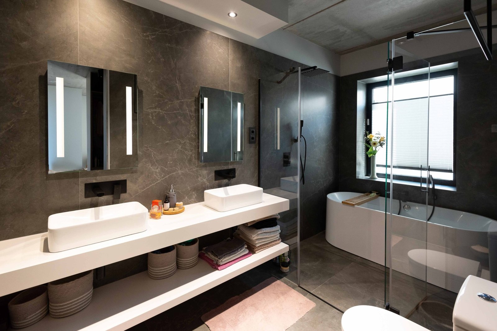 jzh_4622-143-mxB7j04jxwcDxZkv